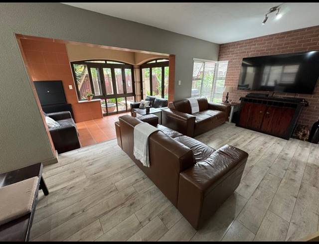 3 BEDROOM CLUSTER FOR SALE IN GLEN MARAIS